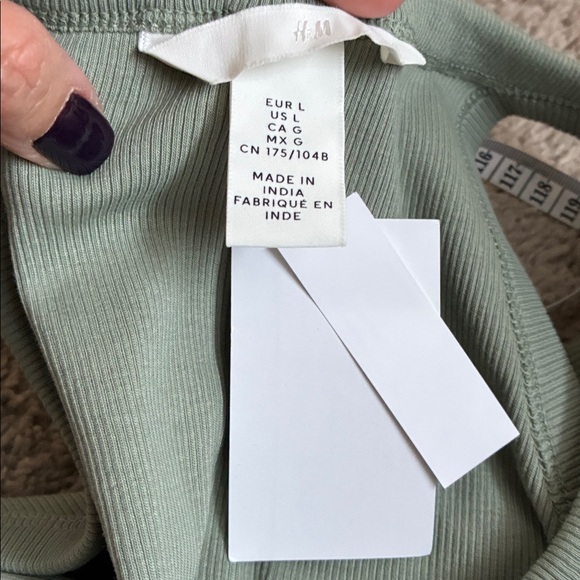 H&M Ribbed Tank Top(13) - Picture 5 of 6